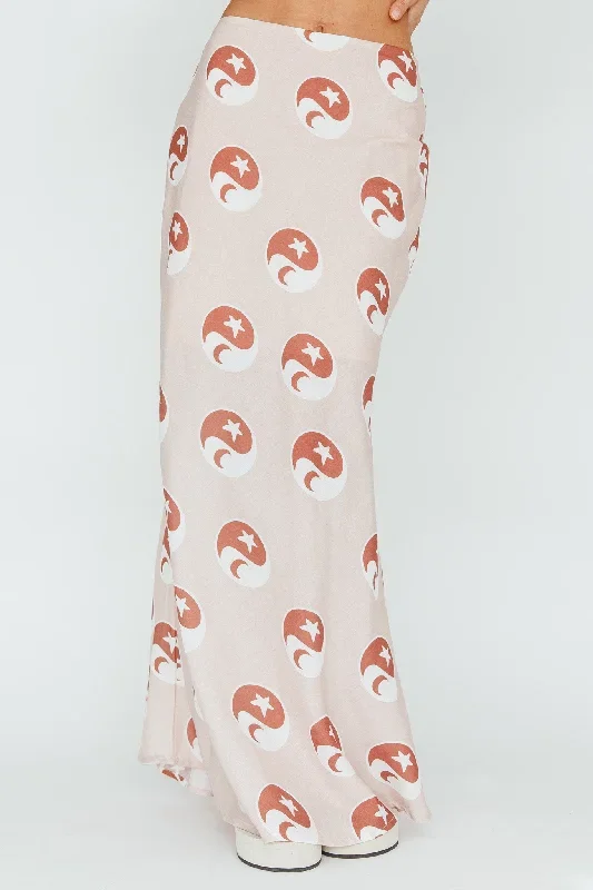 just-a-hunch-maxi-skirt-yin-yang-rose