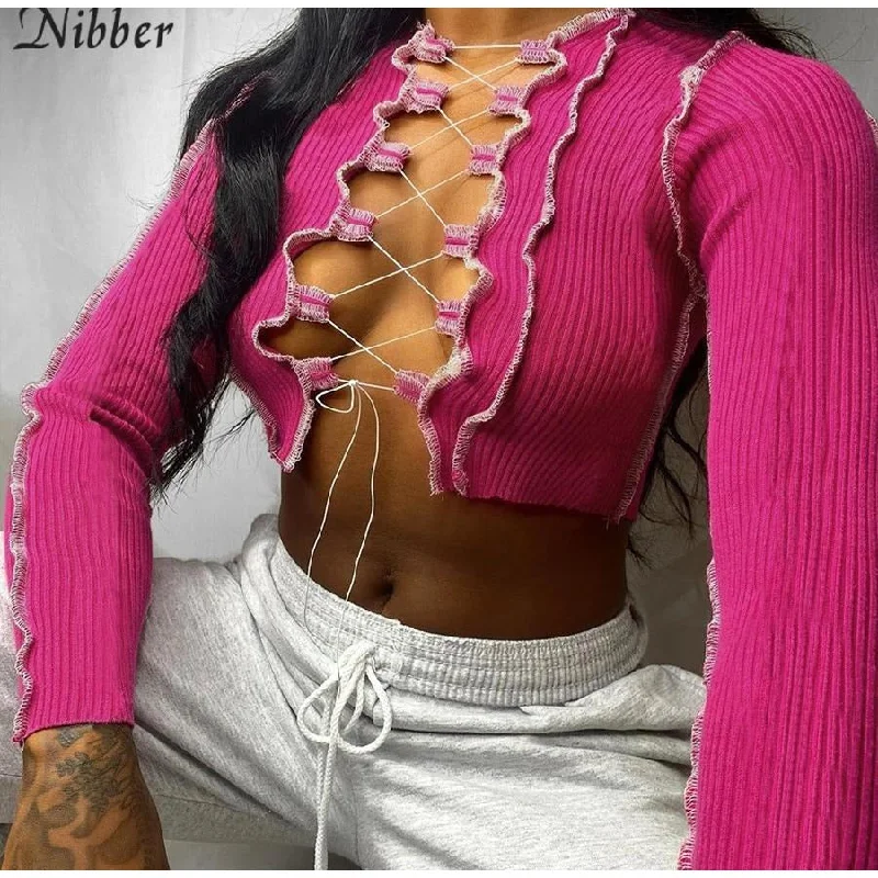 lace-up-long-sleeve-crop-top